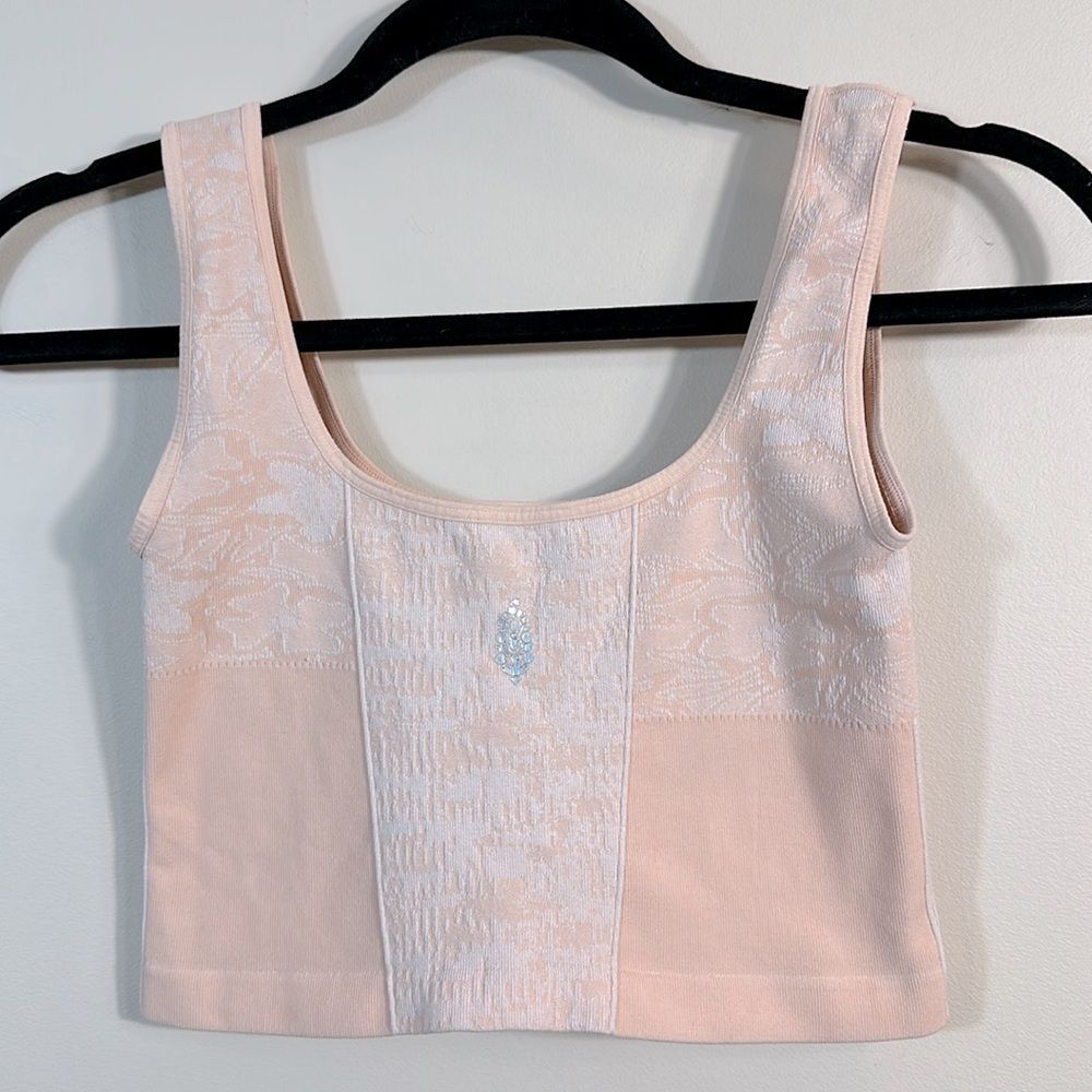 Free People Movement Pink Cropped Tank Top Sporty Athletic Women Size XS - Picture 2 of 6